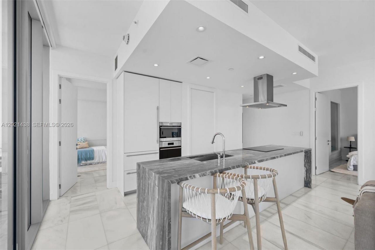 700 NE 26th Ter, Unit 2105, Miami, FL 33137 Photo