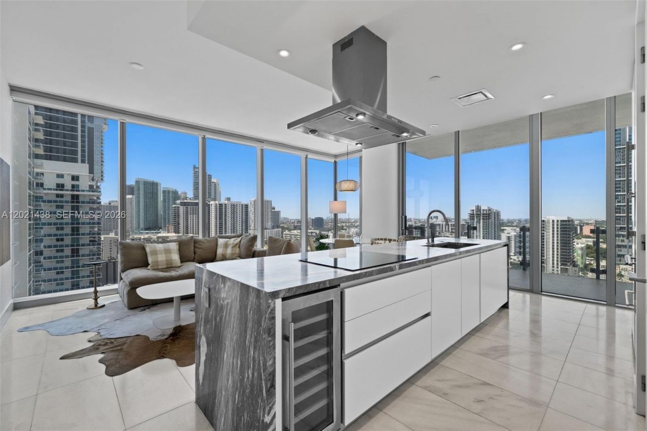 700 NE 26th Ter, Unit 2105, Miami, FL 33137 Photo