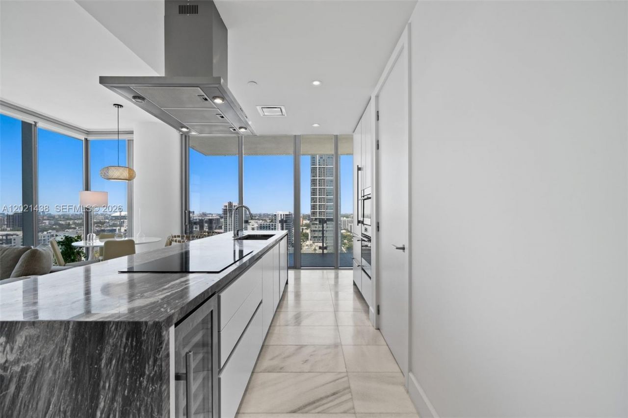 700 NE 26th Ter, Unit 2105, Miami, FL 33137 Photo