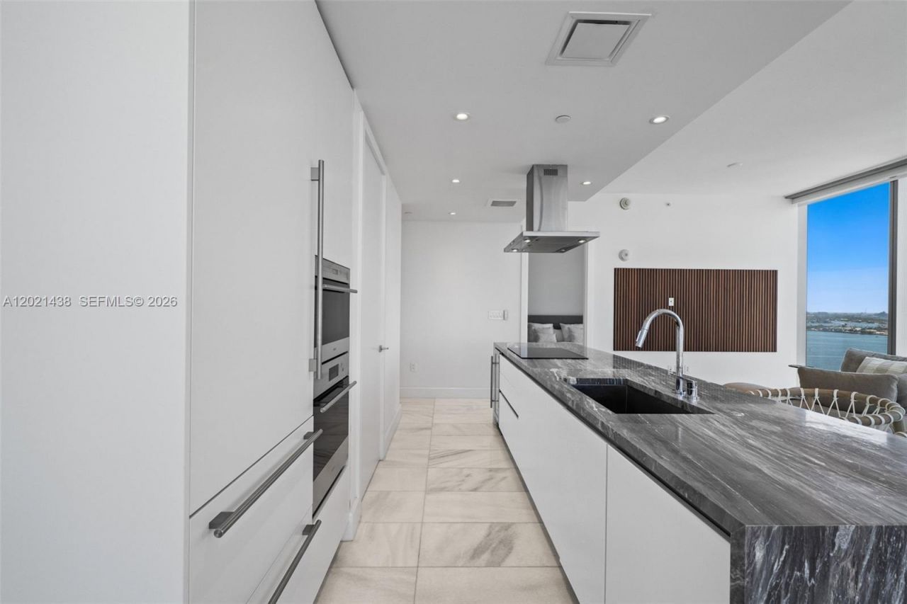 700 NE 26th Ter, Unit 2105, Miami, FL 33137 Photo
