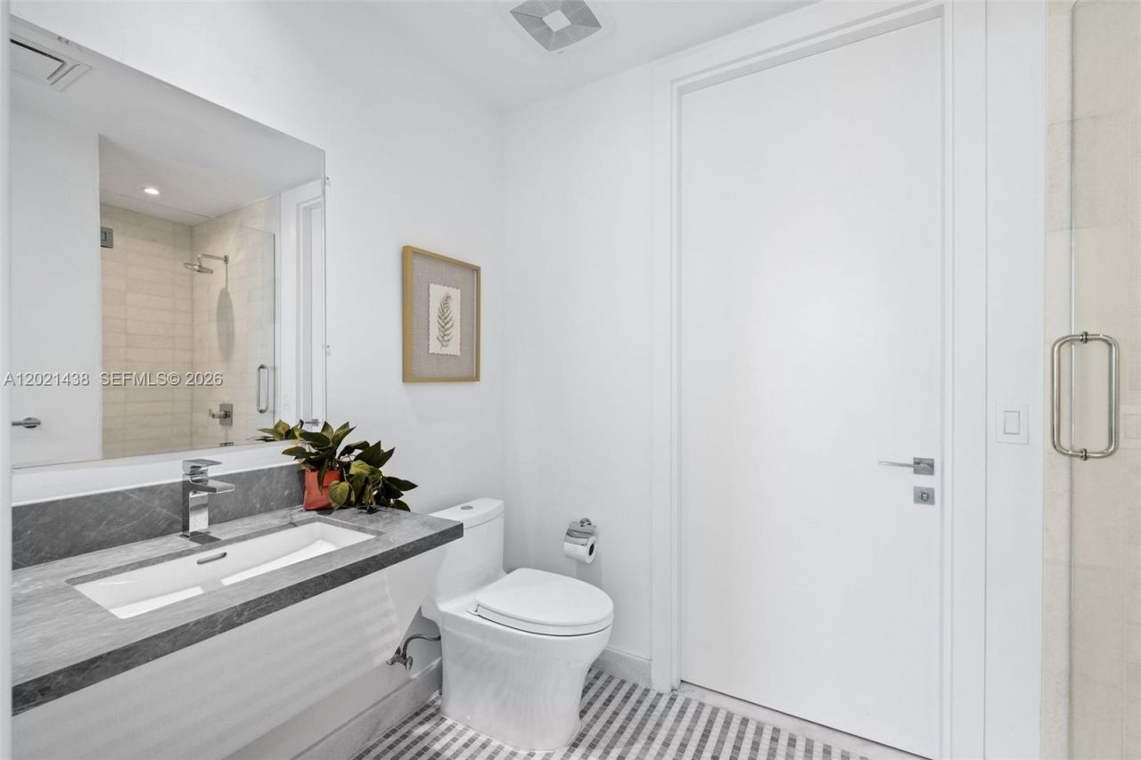 700 NE 26th Ter, Unit 2105, Miami, FL 33137 Photo