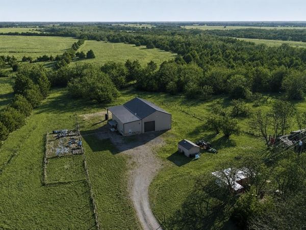 2800 County Road 2905, Dodd City, TX 75438