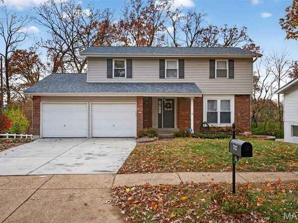 747 Sherwick Terrace , Manchester, MO 63021