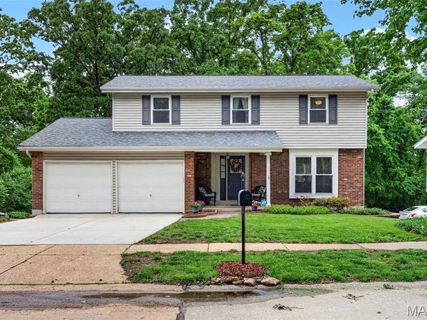 747 Sherwick Terrace, Manchester, MO 63021
