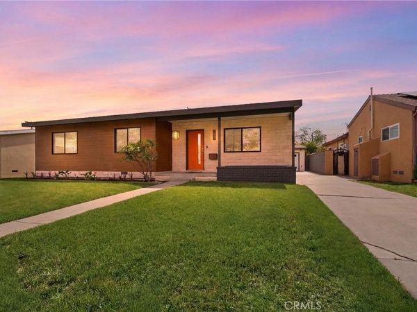 2260 Gondar Avenue, Long Beach, CA 90815
