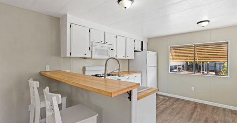 10035 Mills Station Rd #100, Sacramento, CA 95827 Photo