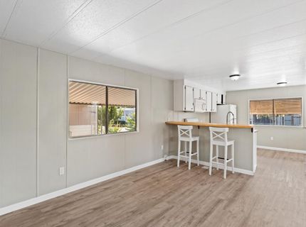 10035 Mills Station Rd #100, Sacramento, CA 95827 Photo