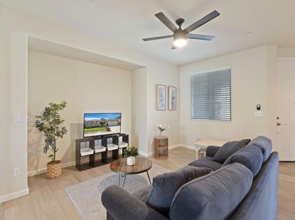 17195 Rail Way, Lathrop, CA 95330 Photo
