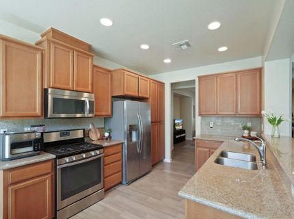 17195 Rail Way, Lathrop, CA 95330 Photo