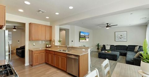 17195 Rail Way, Lathrop, CA 95330 Photo