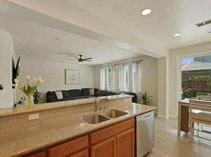 17195 Rail Way, Lathrop, CA 95330 Photo