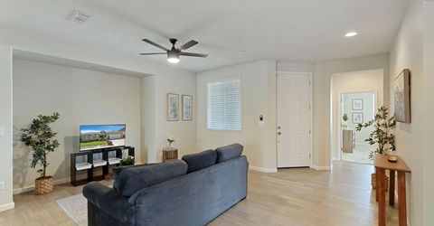17195 Rail Way, Lathrop, CA 95330 Photo