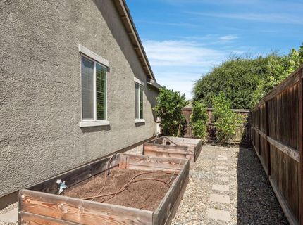 17195 Rail Way, Lathrop, CA 95330 Photo