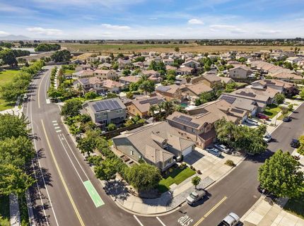 17195 Rail Way, Lathrop, CA 95330 Photo