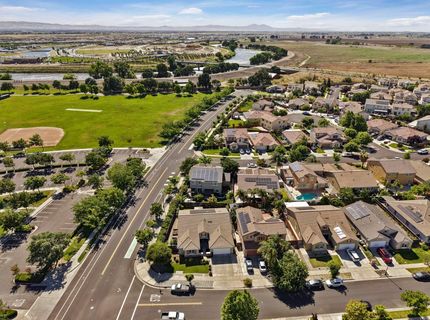 17195 Rail Way, Lathrop, CA 95330 Photo