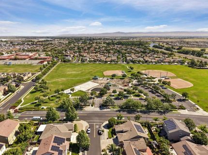 17195 Rail Way, Lathrop, CA 95330 Photo