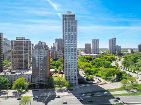 1550 N Lake Shore Drive, Unit 25C, Chicago, IL 60610