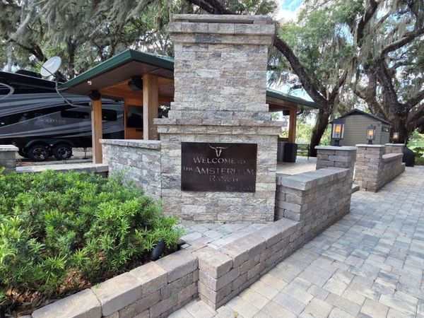 291 BEAR TRAIL , RIVER RANCH, FL 33867