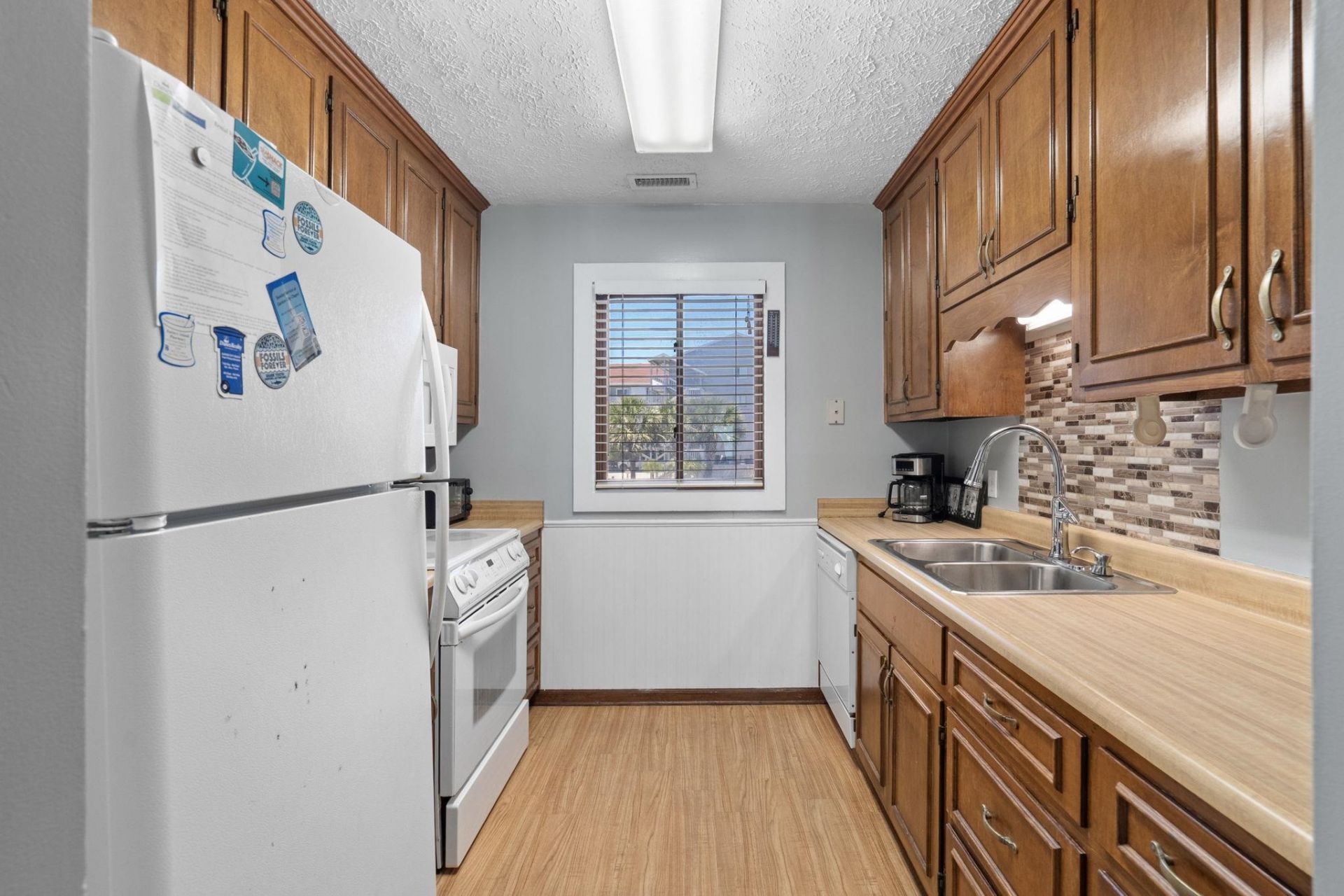 618 N Waccamaw Dr.  Photo 17