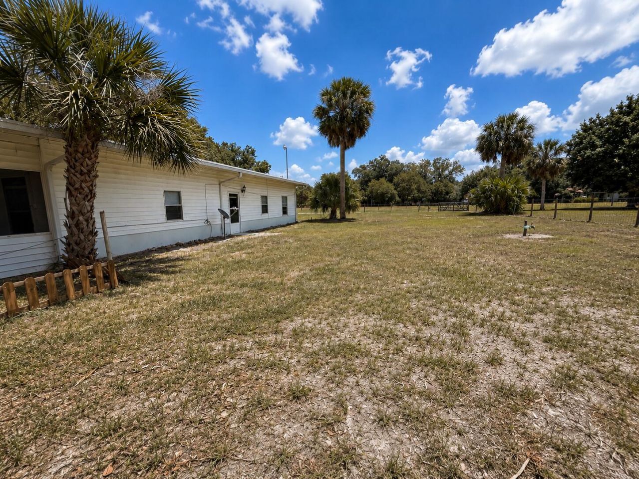 482 Palmetto Avenue, Palmdale, FL 33935 Photo