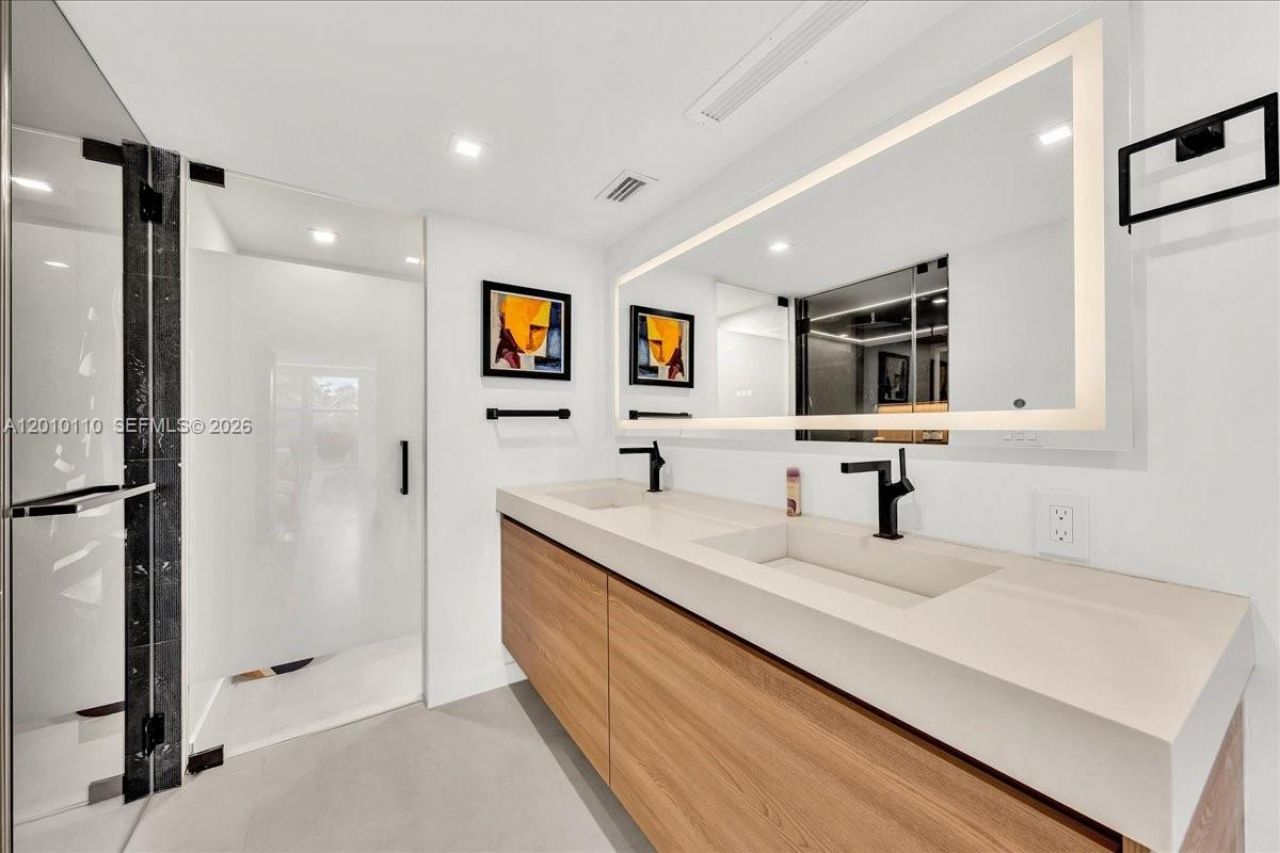Please Call For Address, Unit 414, Hillsboro Beach, FL 33062 Photo