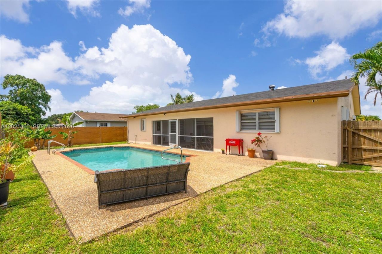 850 NW 79th Ave, Margate, FL 33063 Photo