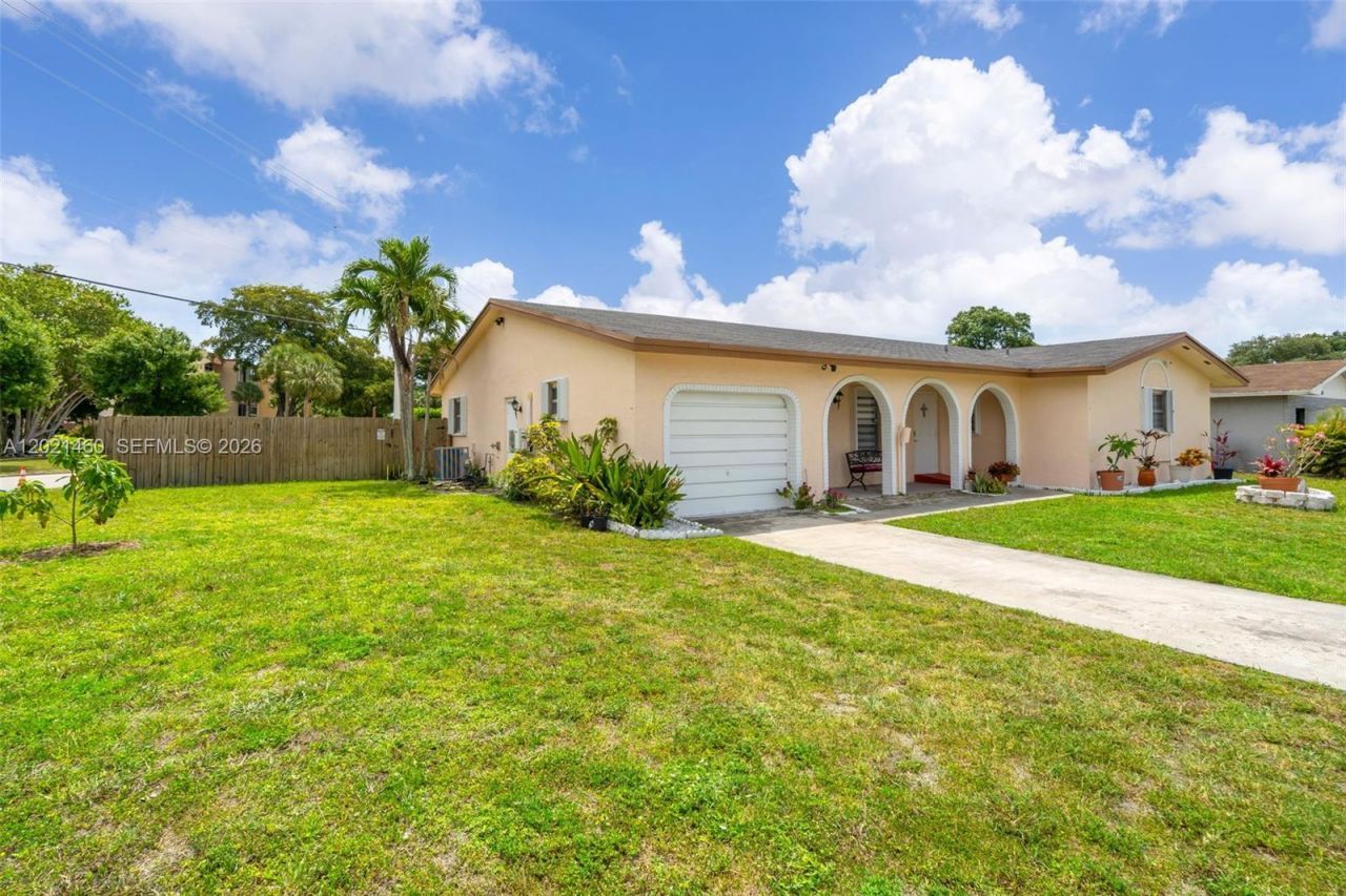 850 NW 79th Ave , Margate, FL 33063 Photo