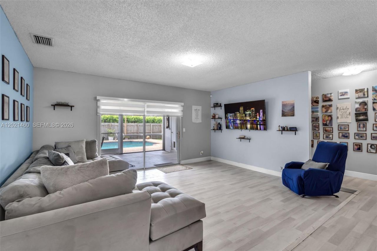 850 NW 79th Ave , Margate, FL 33063 Photo