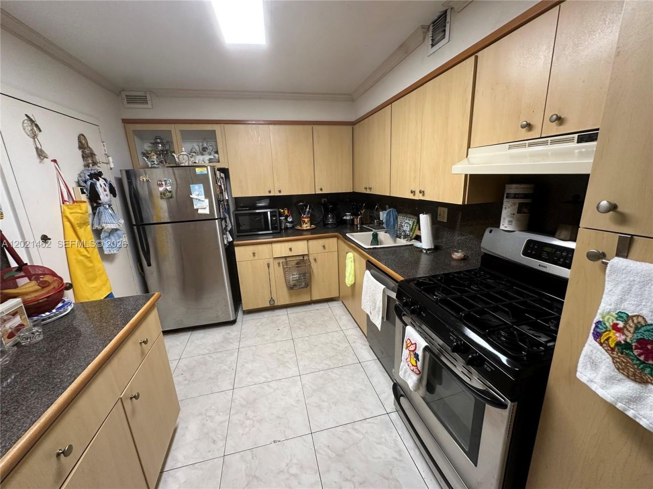 2030 S Ocean Dr, Unit 908, Hallandale Beach, FL 33009 Photo