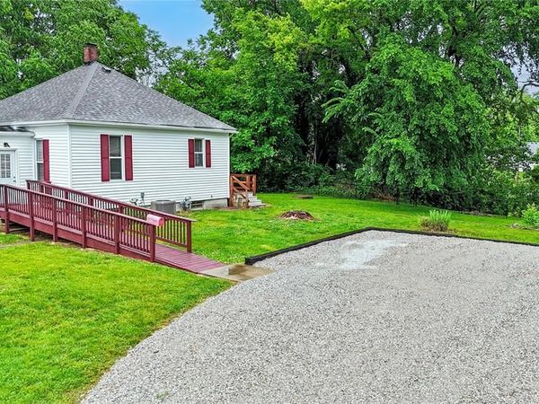 325 Garesche Street, Collinsville, IL 62234