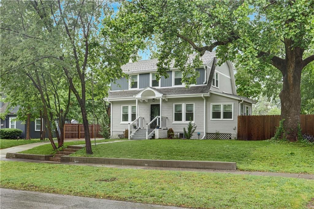 1705 SW Walnut Street, Blue Springs, MO 64015 Main Photo