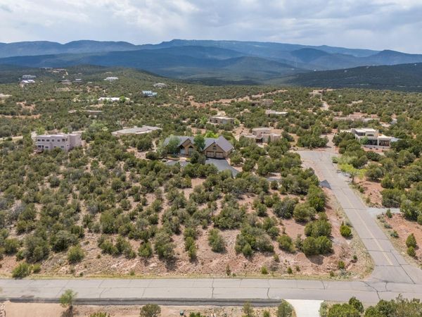 1 Tigua Court , Sandia Park, NM 87047
