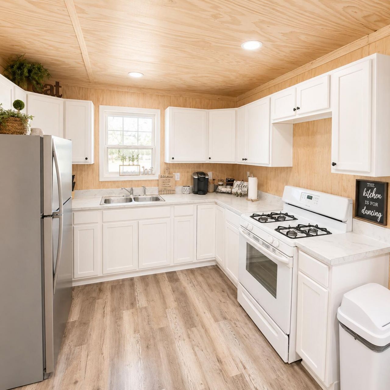 13348 Highway 260 Photo 35