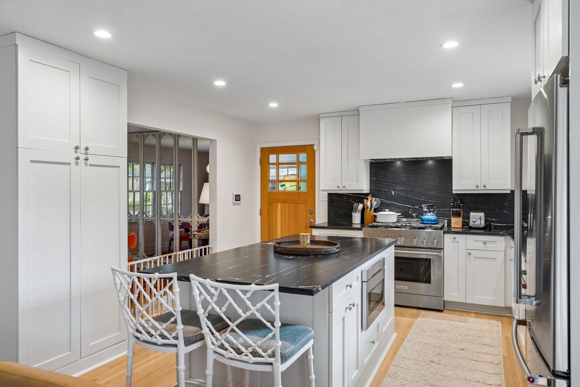 1209 Kensington Drive Photo 12