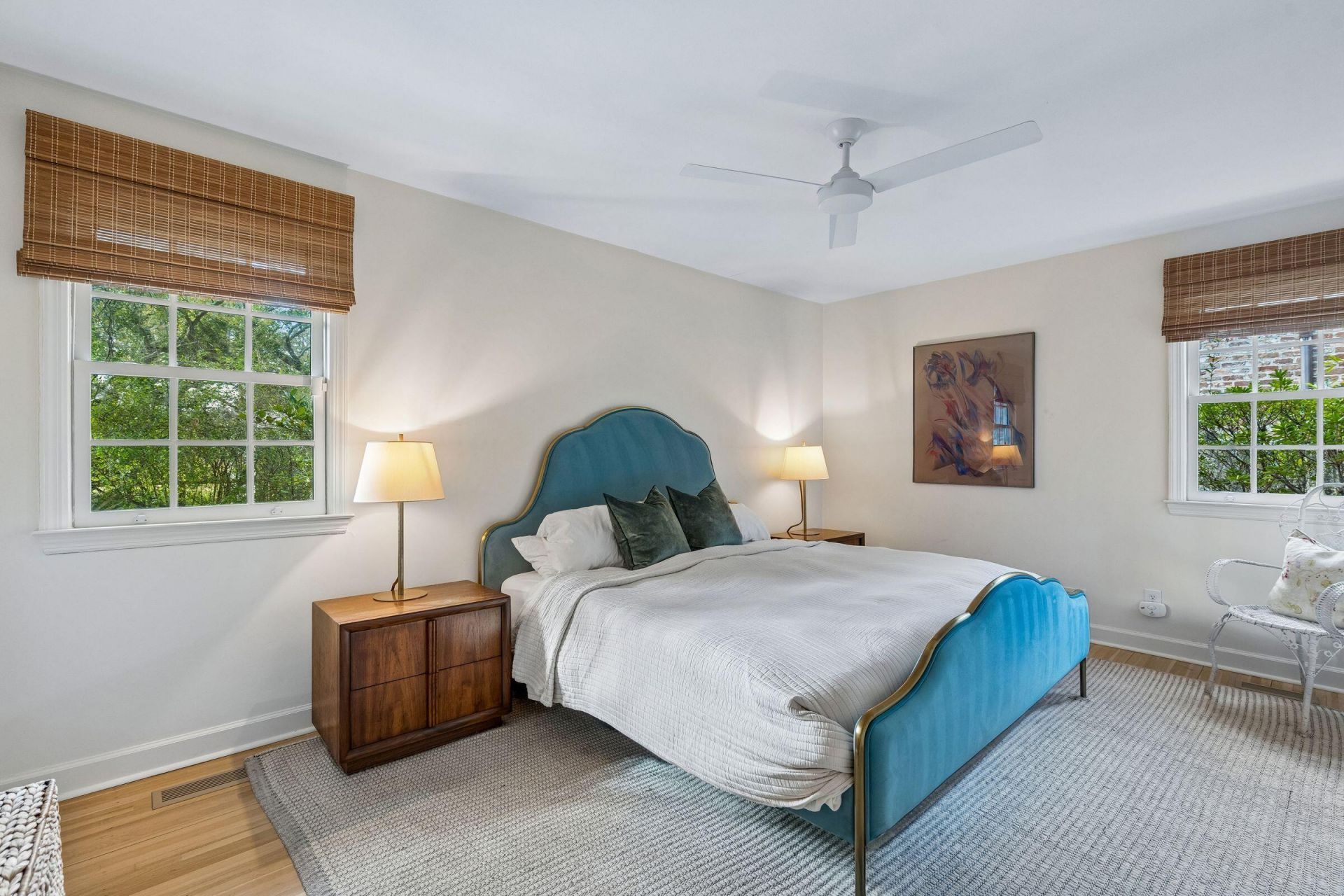 1209 Kensington Drive Photo 14