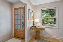 1209 Kensington Drive photo 4