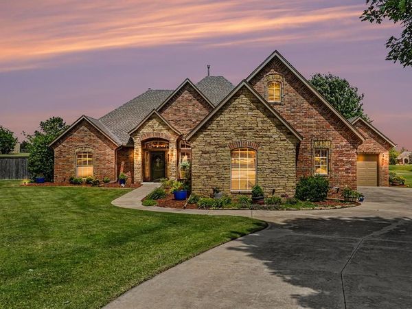 9200 Wheatland Drive, Oklahoma City, OK 73169
