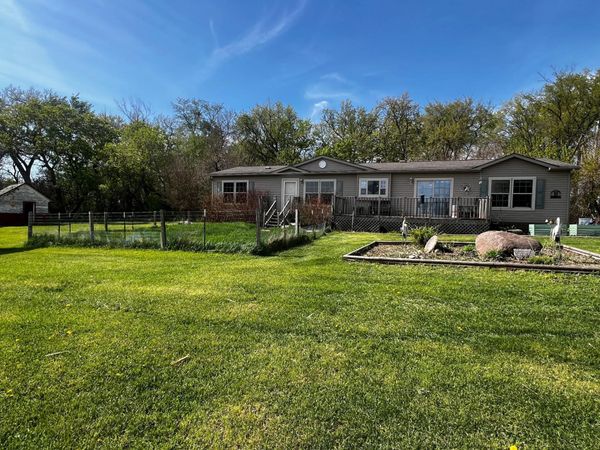 26176 County Road 11, Renville, MN 56284