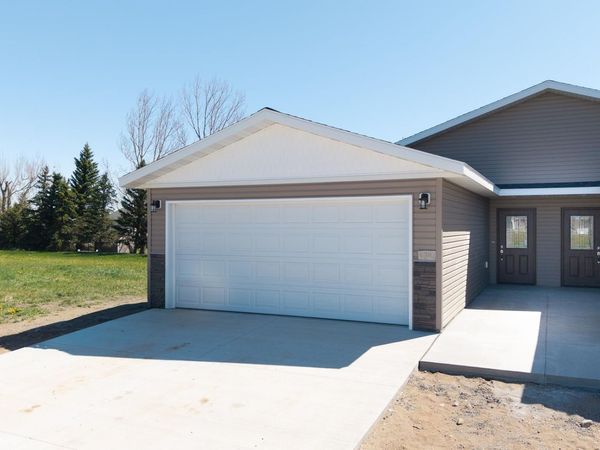 1246 4th Street NW, Valley City, ND 58072
