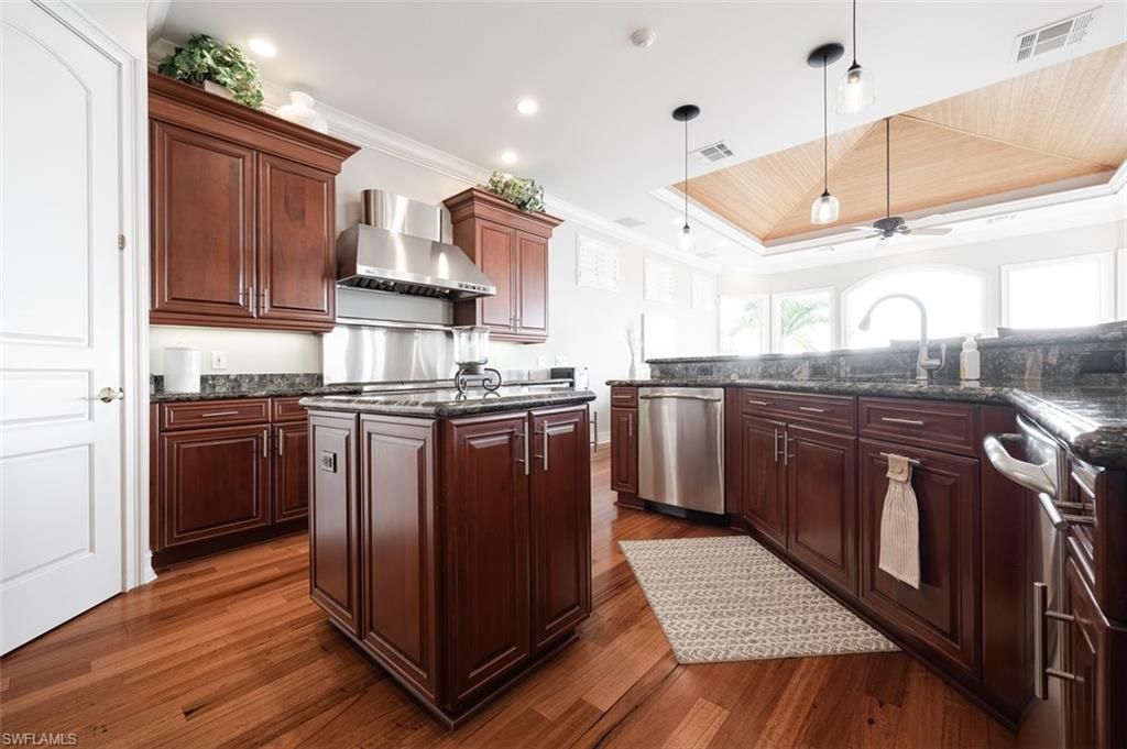 1942 Kingfish Rd , Naples, FL 34102 Photo