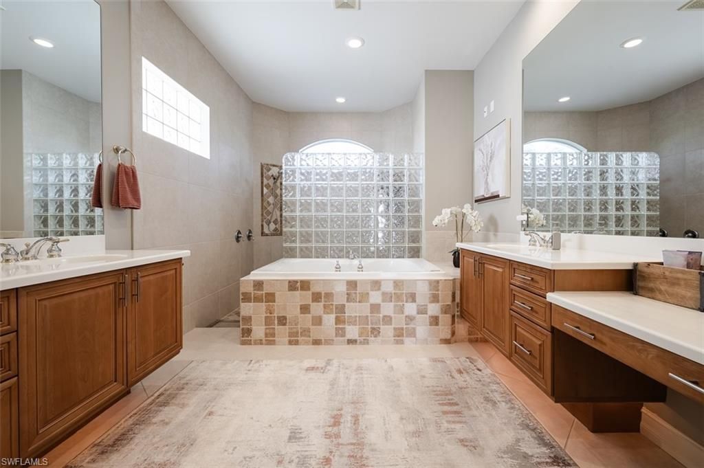 1942 Kingfish Rd , Naples, FL 34102 Photo