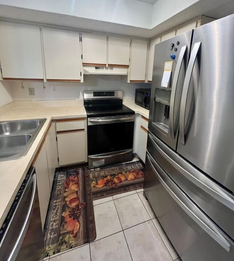 1537 SE Royal Green Circle, Unit E204, Port Saint Lucie, FL 34952 Photo