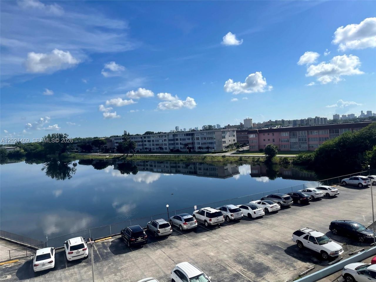 1351 NE Miami Gardens Dr, Unit 402E, Miami, FL 33179 Photo