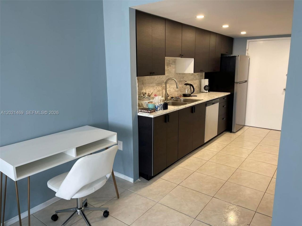 1351 NE Miami Gardens Dr, Unit 402E, Miami, FL 33179 Photo