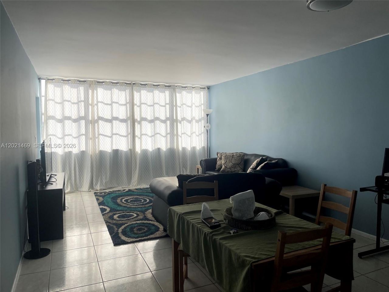 1351 NE Miami Gardens Dr, Unit 402E, Miami, FL 33179 Photo