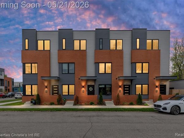 1803 Perry Street, Detroit, MI 48216