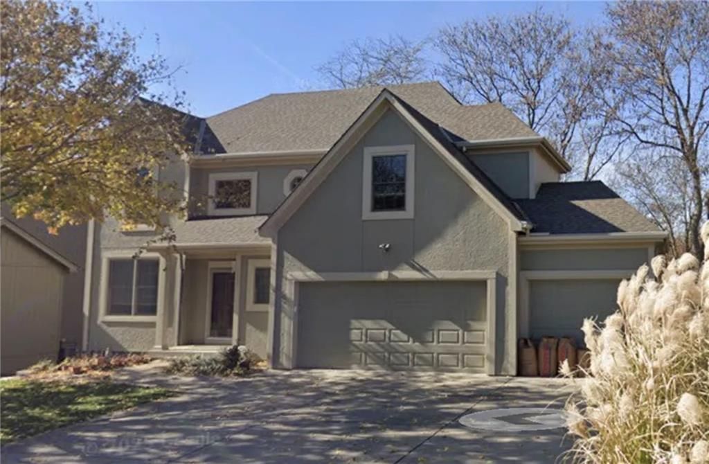 7690 N Everton Avenue, Kansas City, MO 64152 Main Photo