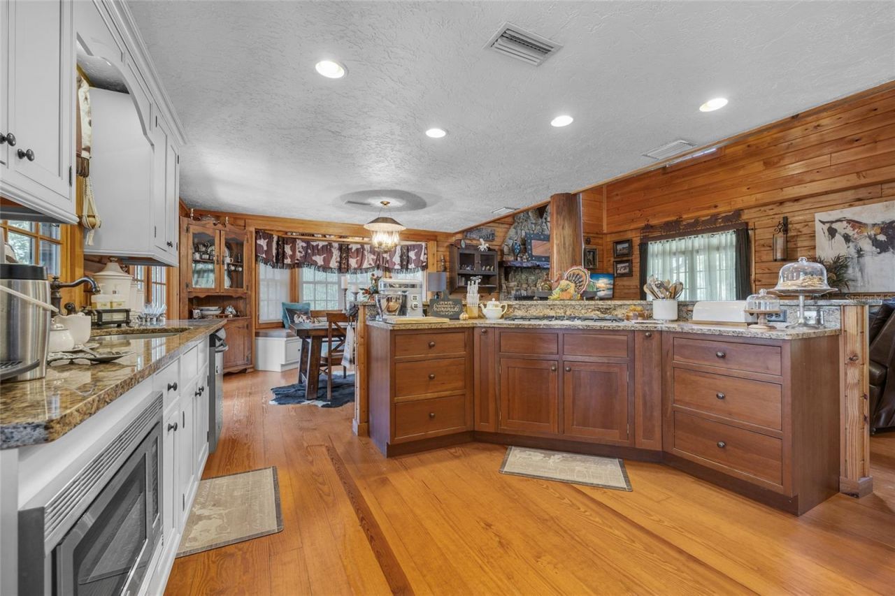 25743 NW 62nd Avenue, High Springs, FL 32643 Photo