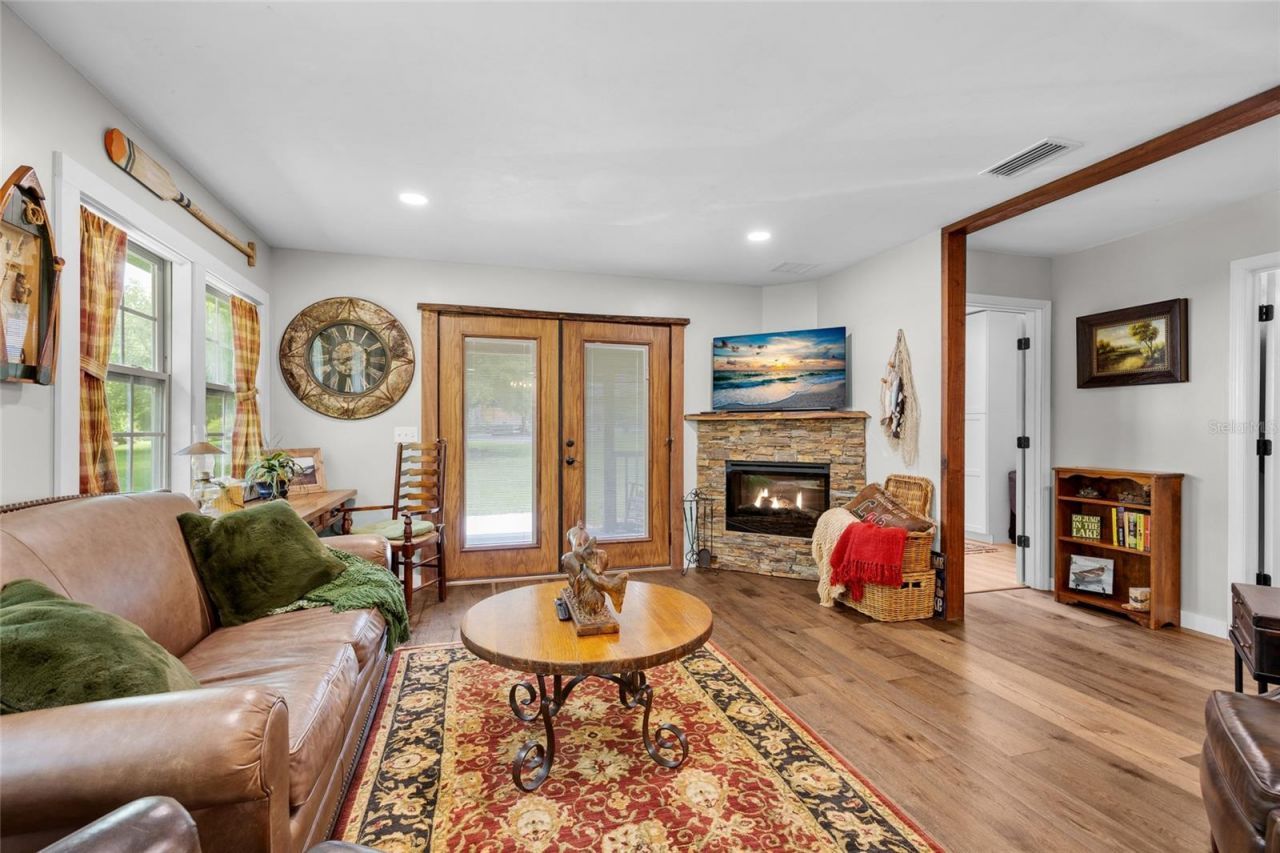 25743 NW 62nd Avenue, High Springs, FL 32643 Photo