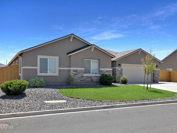 734 Hallow Pointe Drive, Sparks, NV 89441